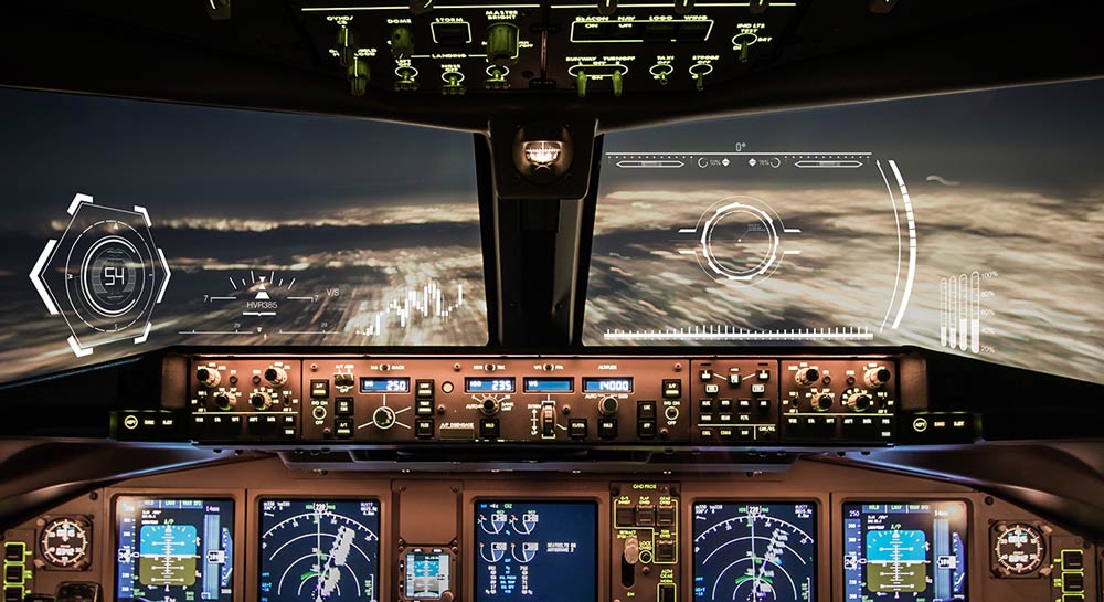 Head-Up-Displays im Flugzeug über den Wolken